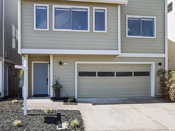 5th image of 25 Jacqueline Ct