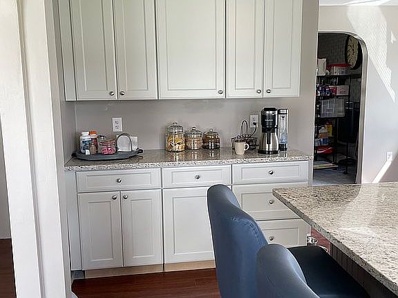 5th image of 4290 Harvest Ln