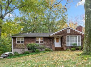 12 Tommys Ln, South Salem, NY 10590