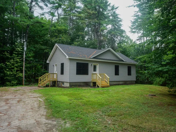 11 Cooper Lane, Oxford, ME 04270