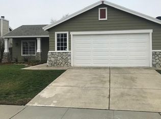 1590 Rodeo Way, Olivehurst, CA 95961