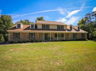 15 Twin Springs Dr, Fredericksburg, VA 22407