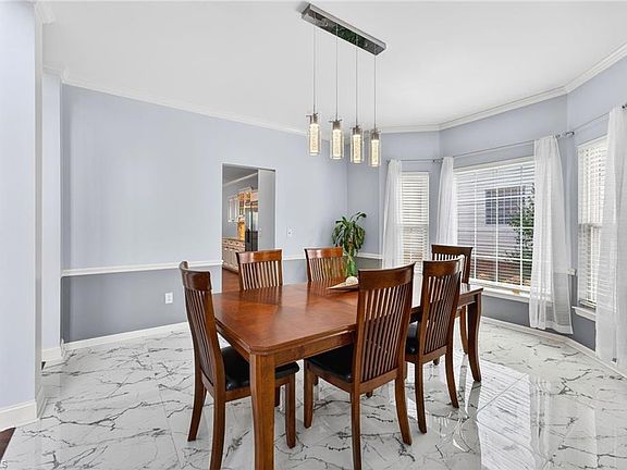 4th image of 2989 Maple Branch Dr