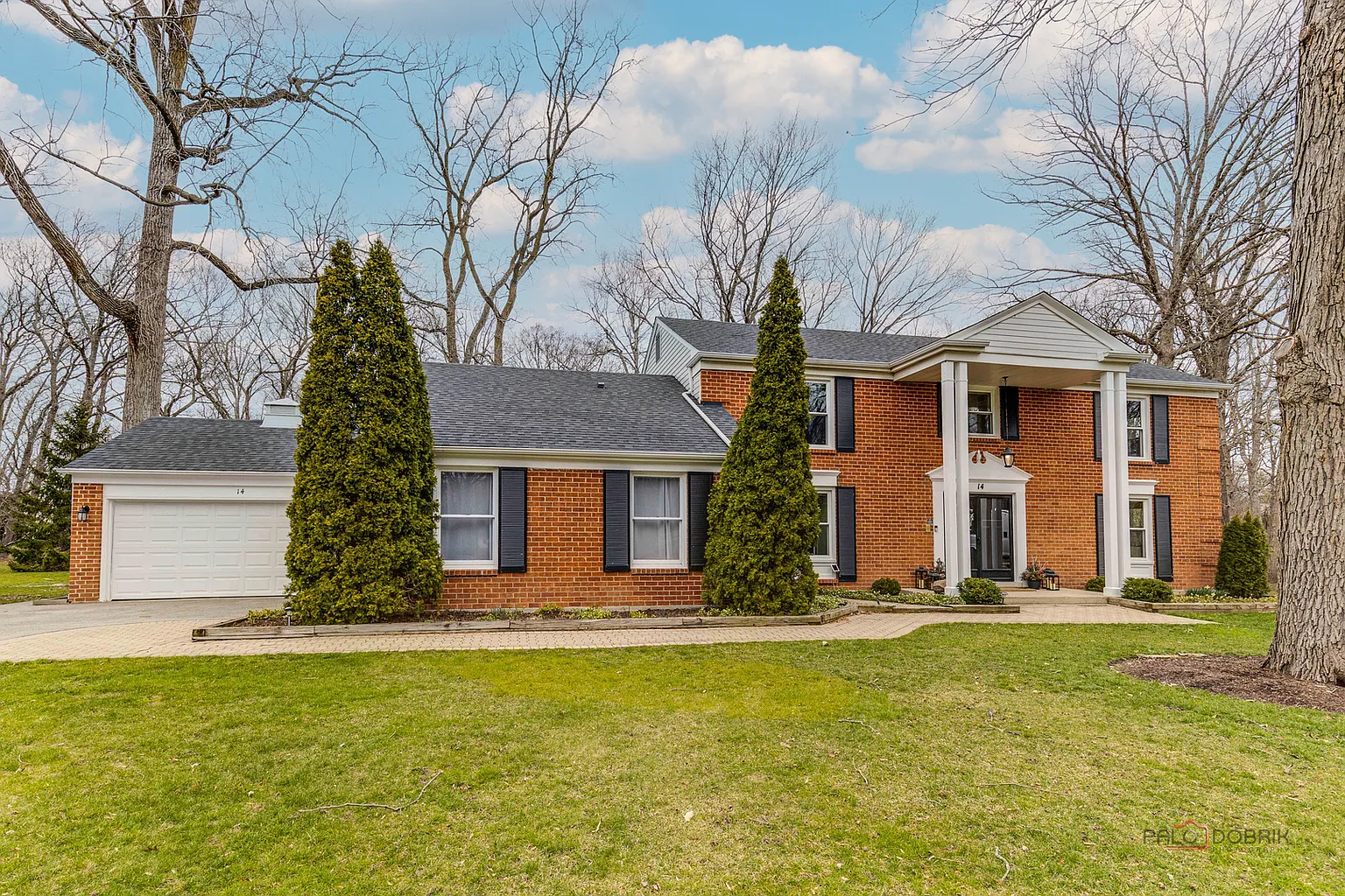14 Friar Tuck Ct photo 1