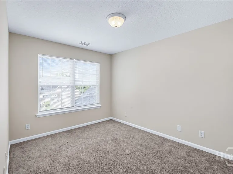 19 Cypress Ln — Photo 16