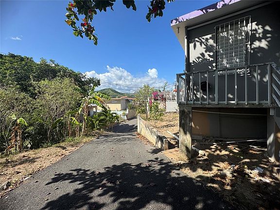 3rd image of PR 371 URB VILLA REAL