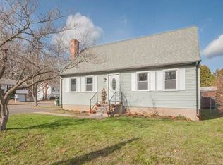 4 Obrien Ln, East Hartford, CT 06108