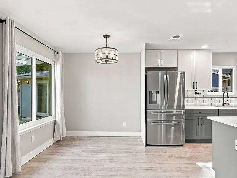 12713 Rhea Ct — Photo 17