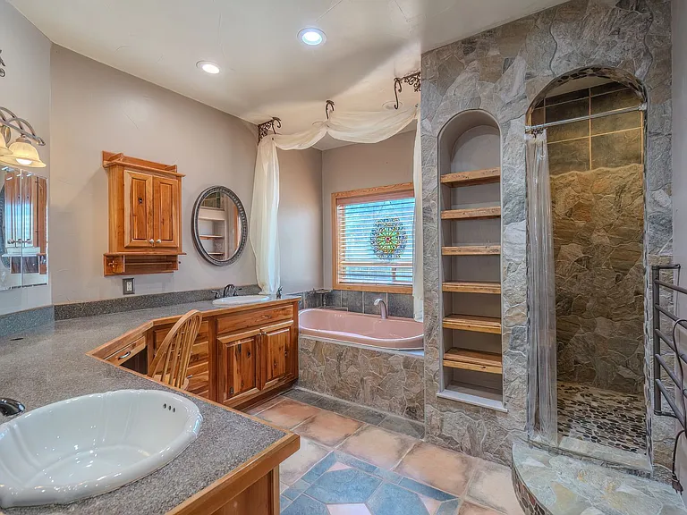 111 Coker Ln — Photo 18