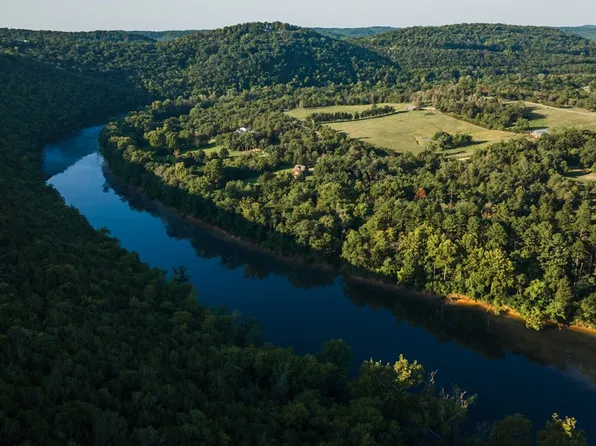 County Road 2121, Eureka Springs, AR 72631