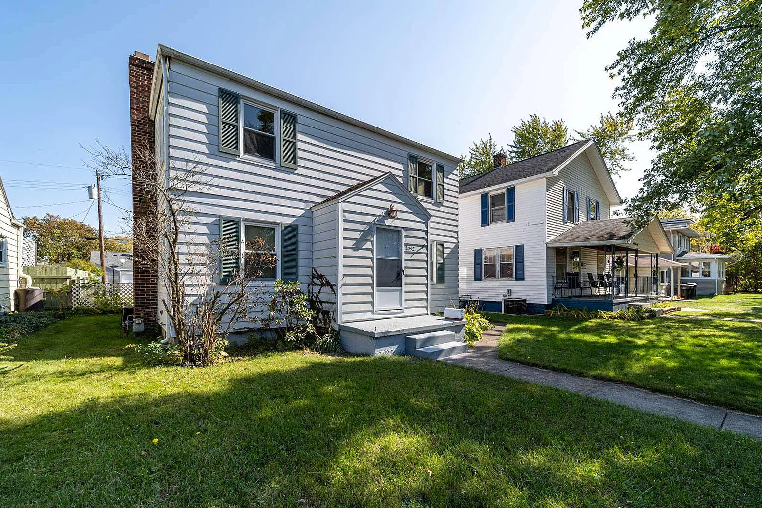 2042 Berkley Pl photo 1