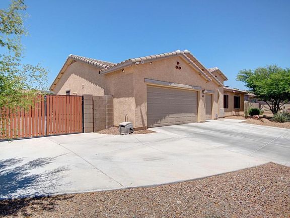 3rd image of 5642 W Wayland Dr