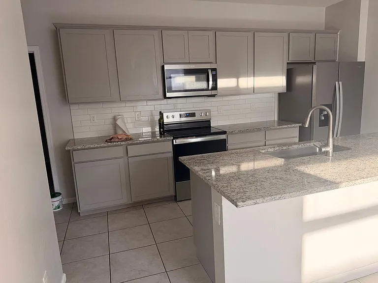 24537 W Mohave St — Photo 2