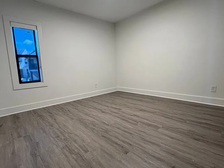 652 Oak Grove Rd #15 — Photo 10
