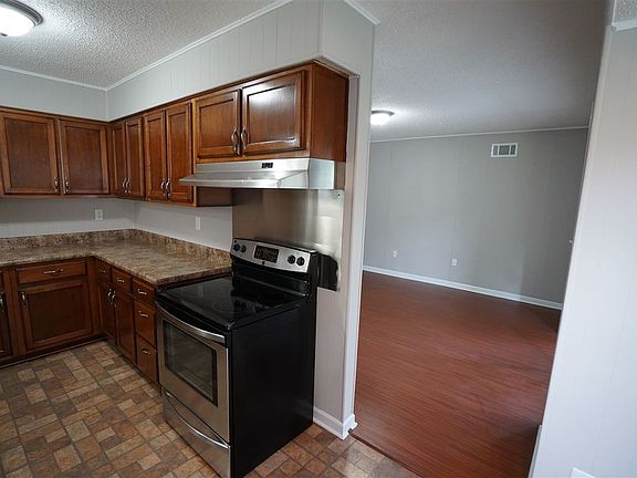 5th image of 4566 Bill Knight Ave