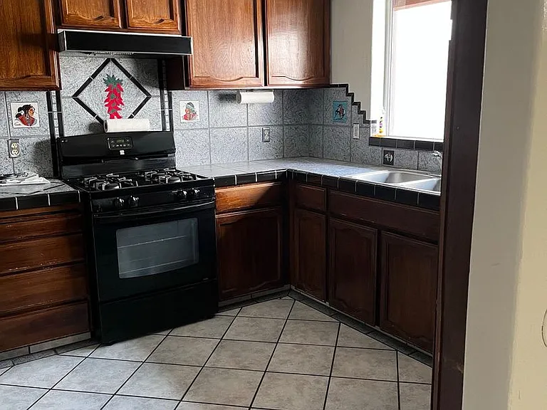 4304 Avenida Palermo — Photo 1