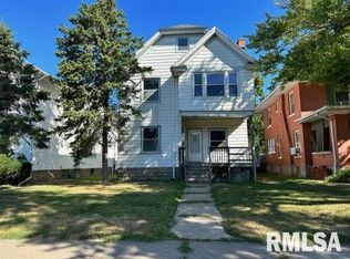 822 6th Ave S, Clinton, IA 52732