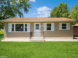 3535 S Skyline Ave, Decatur, IL 62521