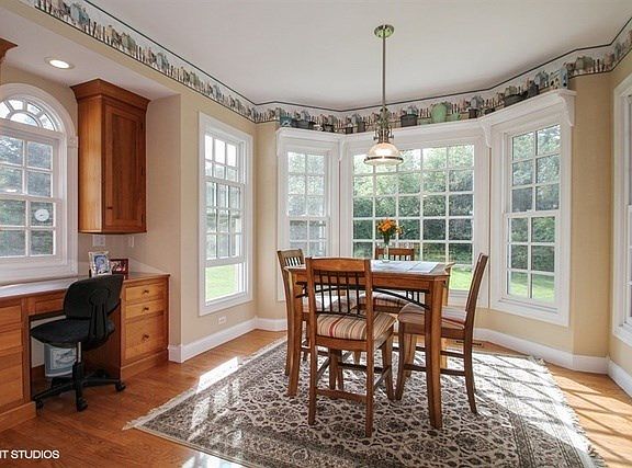 Great views from the Bay Window, includes planning desk and door to deck
