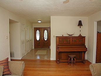 2nd image of 8420 Hidden Valley Cir