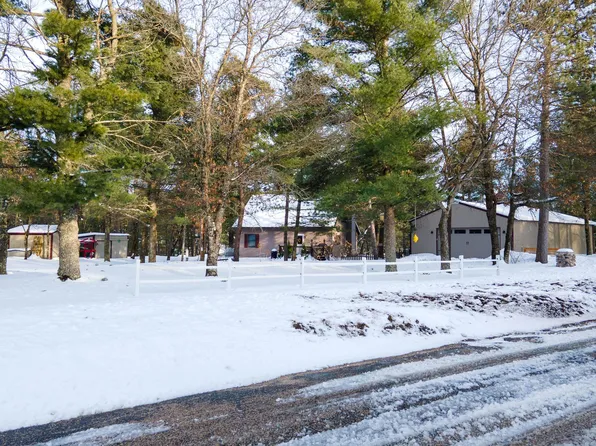 1094 10th Ave, Hancock, WI 54943