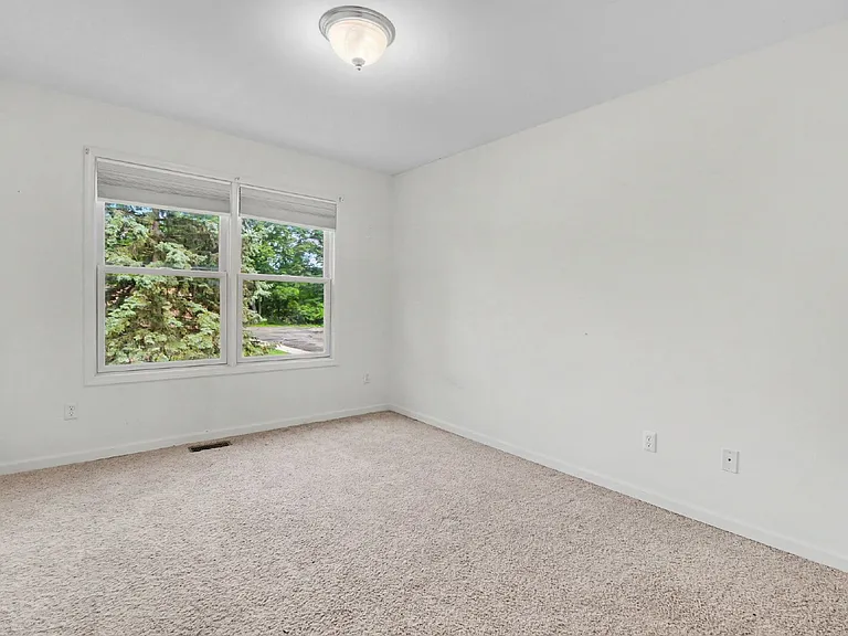 2685 Diane Marie Ct — Photo 11