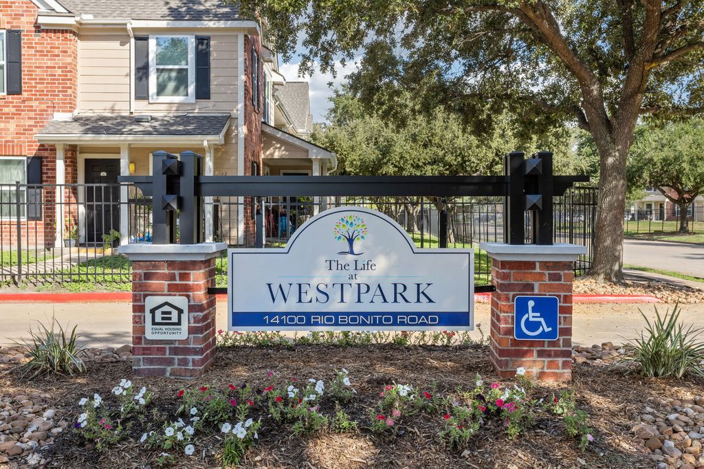 Life at Westpark apartments in Houston