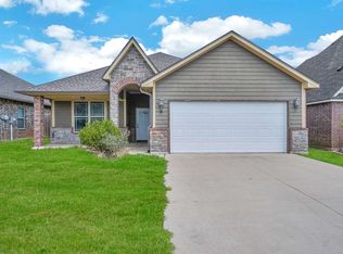 914 SW 80th St, Lawton, OK 73505