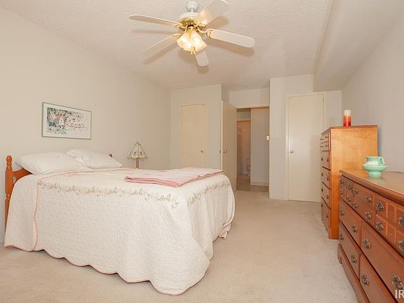 4th image of 1100 Erie Ave Unit 203