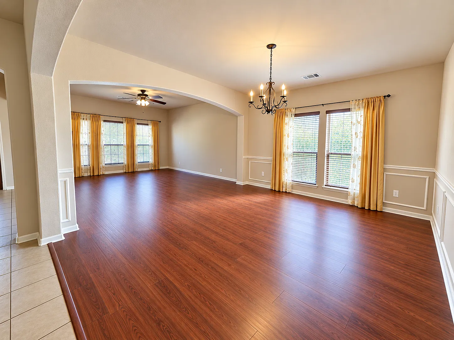 5 bed, 3851 sqft, $3,650 — Photo 4