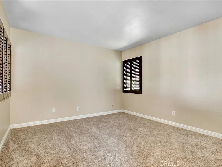8024 Valle Vista Dr — Photo 9