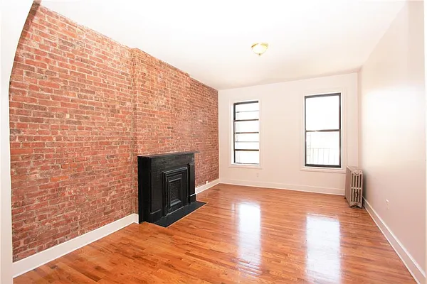 Rented by R New York | media 11