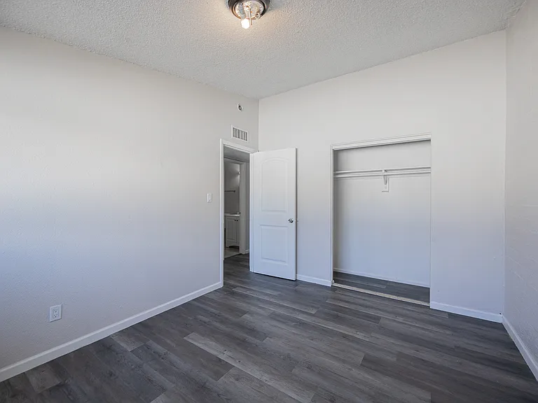 2115 W Devonshire Ave, Phoenix Az — Photo 47