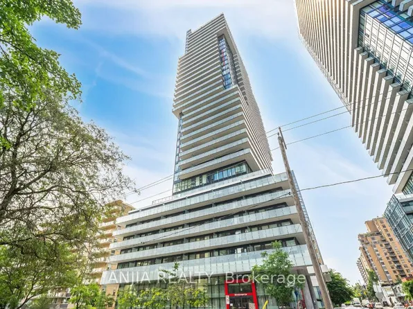 185 Roehampton Ave Unit 312, Toronto, ON M4P 0C6