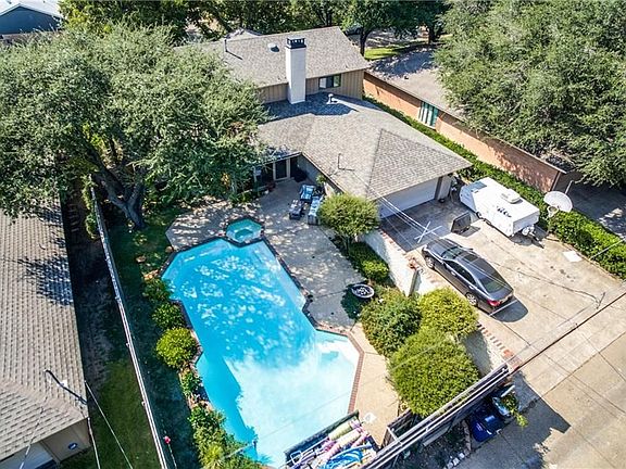 2nd image of 10324 Trailcliff Dr