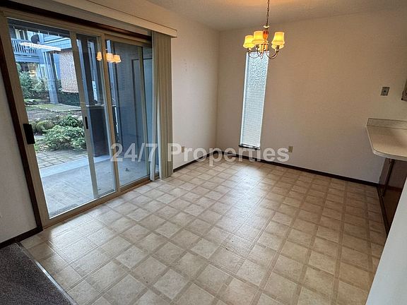 5th image of 15502 NE Glisan St #15514