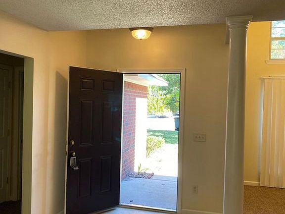 4th image of 1105 Cornett Ct
