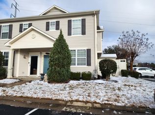 1466 Leckford Dr, Chesapeake, VA 23320