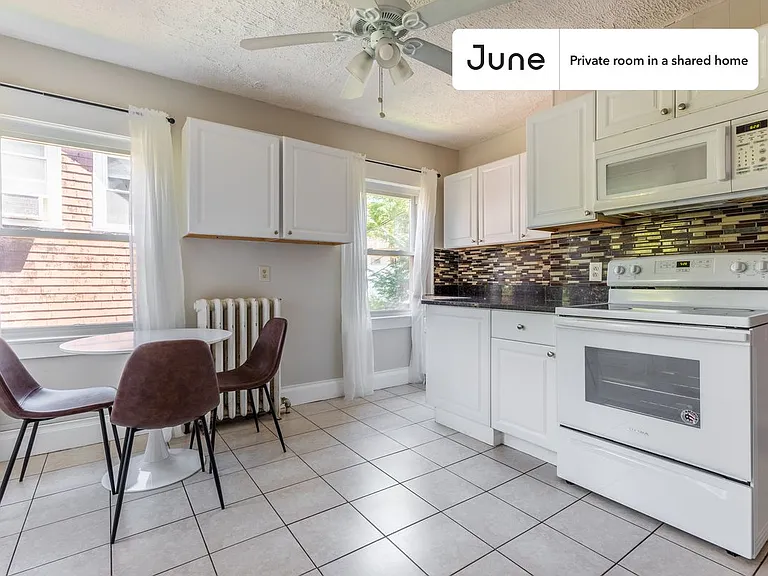 47 Wallingford Rd #A — Photo 10