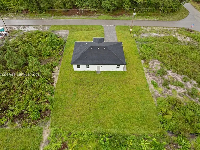 710 Peacock Ave — Photo 45