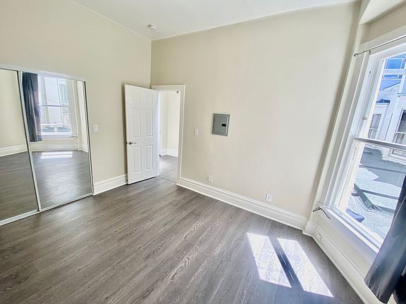 4th image of 1813-1821 Polk St #4