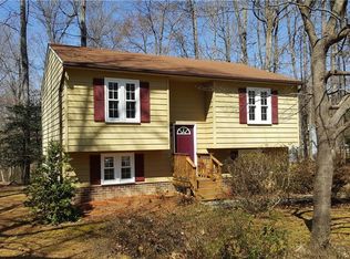 8102 Kempwood Dr, Chesterfield, VA 23832