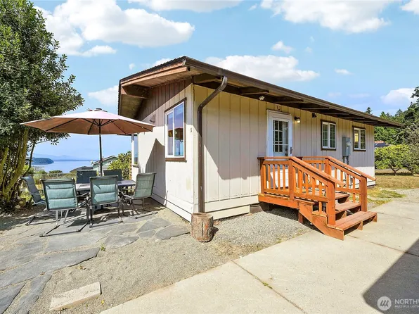 200 N Rhododendron Drive, Port Townsend, WA 98368