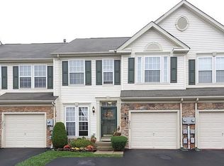 2533 Peachtree Dr, Perkasie, PA 18944