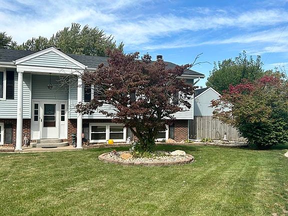 3rd image of 243 Westview Dr