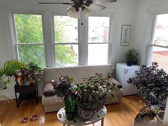 5th image of 4971 Tholozan Ave #2F