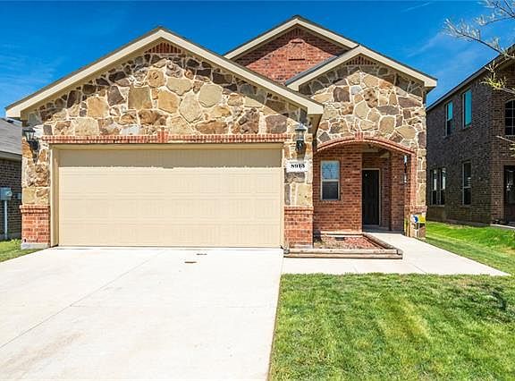 3rd image of 8913 Deadwood Ln