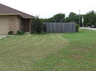 1301 S 5th St, Midlothian, TX 76065