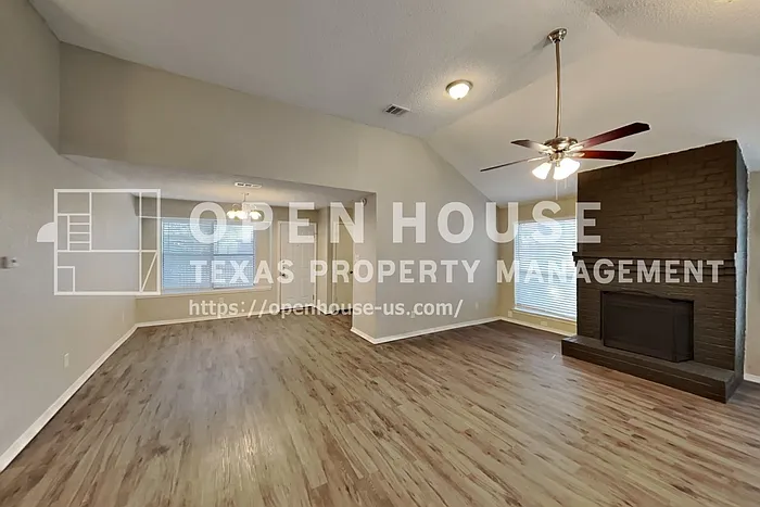3 bed, 2.5 bath, 2023 sqft, $2,490 — Photo 3