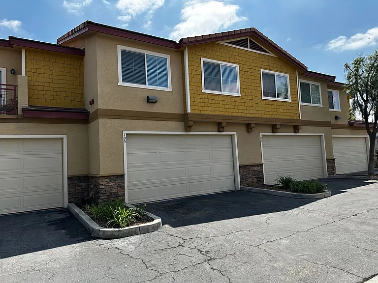 1510 Orange Ave #105 — Photo 34